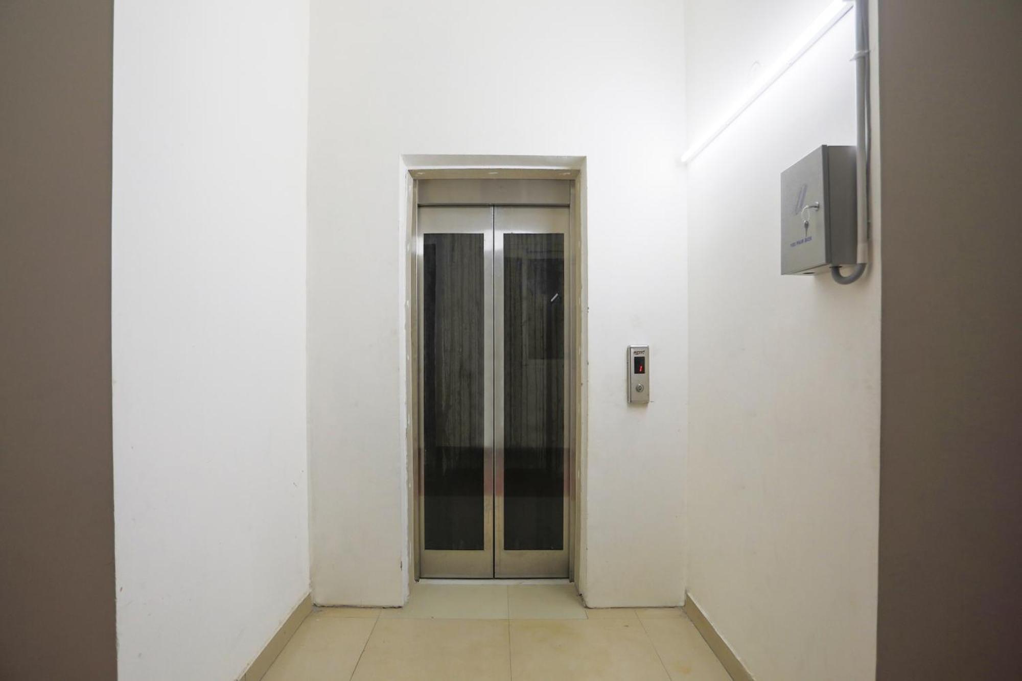 Hotel O Jsb Hotel Faridabad Exteriér fotografie